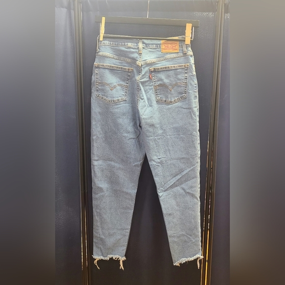 Levi's Mom Jean - Picture 4 of 4